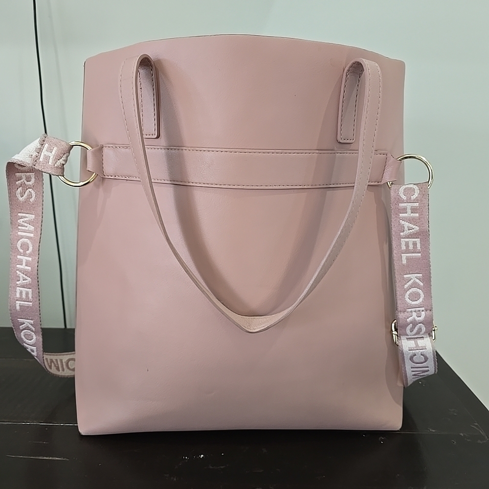 Michael Kors Pink Tote Bag with Logo Strap - Picture 3 of 15